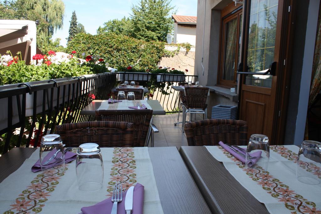 Logis Hotel- Restaurant La Renaissance 3*